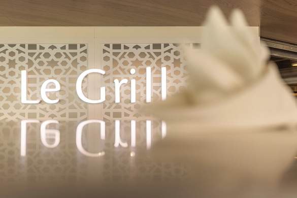 Paul Gauguin Cruises MS Paul Gauguin Le Grill Restaurant 5 ©Paul Gauguin Cruises.jpg